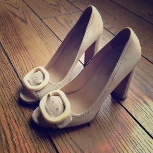 Cream colored Prada heels size 36.5 (6.5 US)